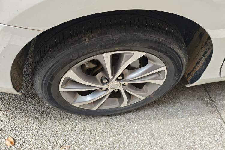 Used Buick Verano 2023 Pro Enjoyment Edition Right Rear Wheel Hub