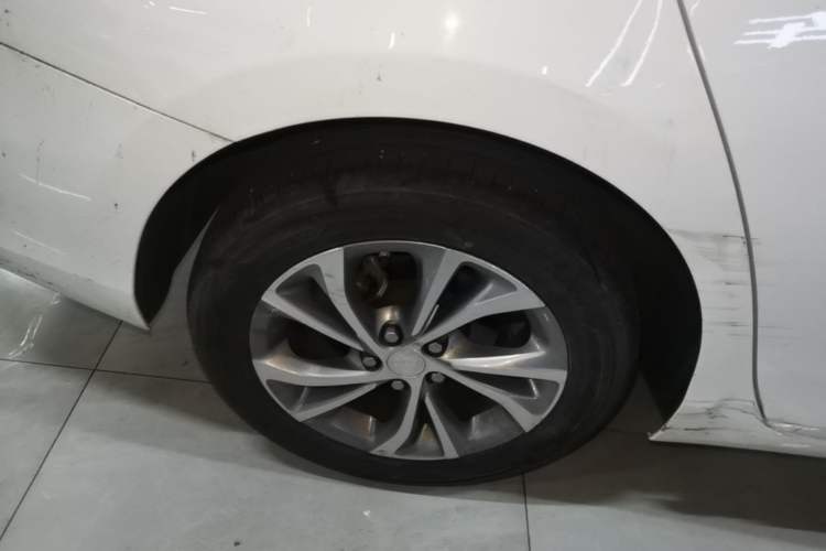Used Buick Verano 2023 Pro Enjoyment Edition Right Rear Wheel Hub