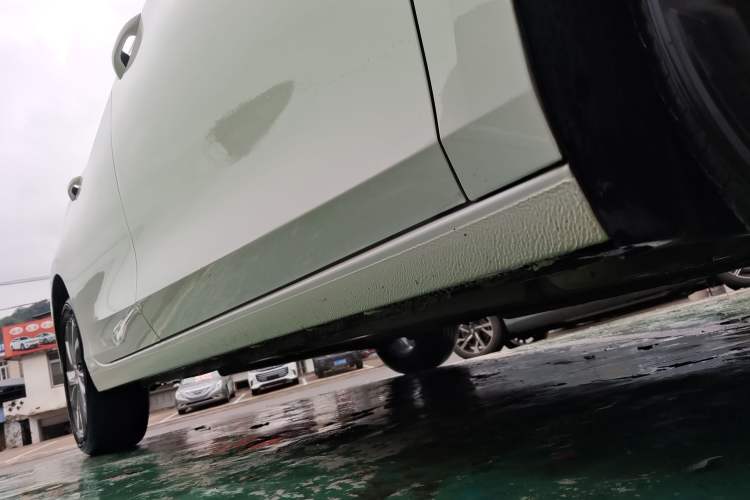 Used Buick Verano 2023 Pro Enjoyment Edition Right Side Sill
