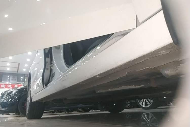 Used Buick Verano 2023 Pro Enjoyment Edition Right Side Sill