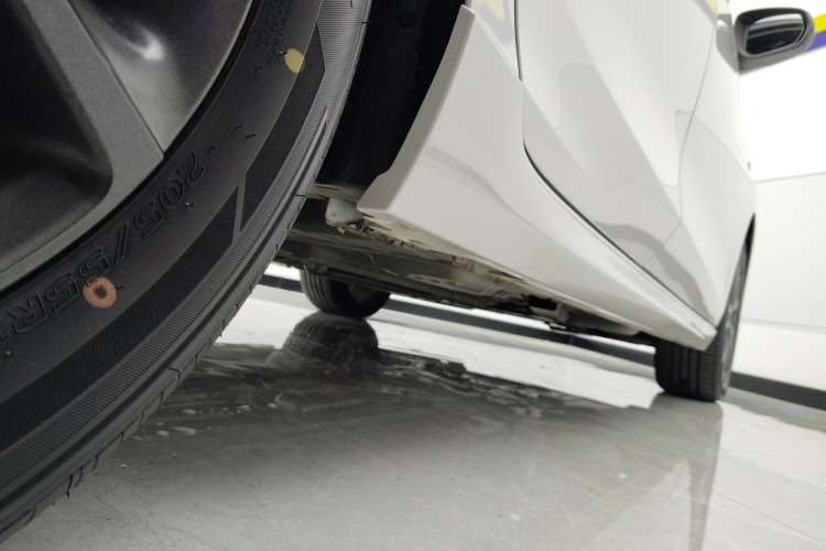 Used Buick Verano 2023 Pro GS Swift Edition Right Side Sill
