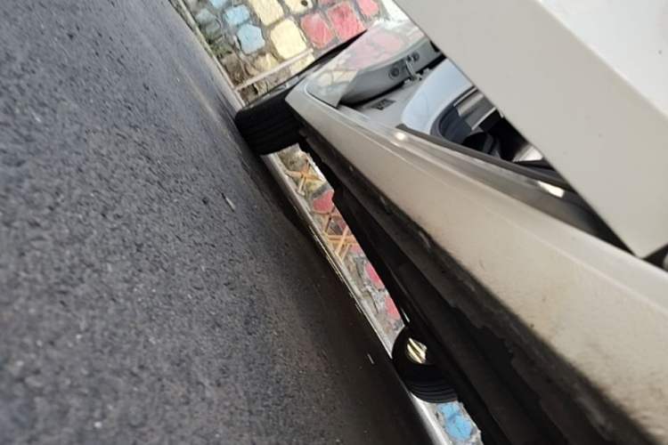 Used Buick Verano 2023 Pro Enjoyment Edition Right Side Sill