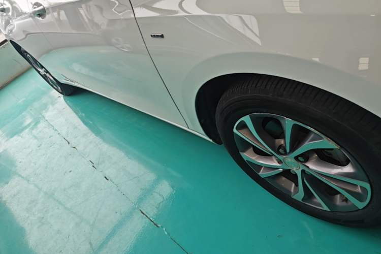 Used Buick Verano 2023 Pro Enjoyment Edition Right Side Sill