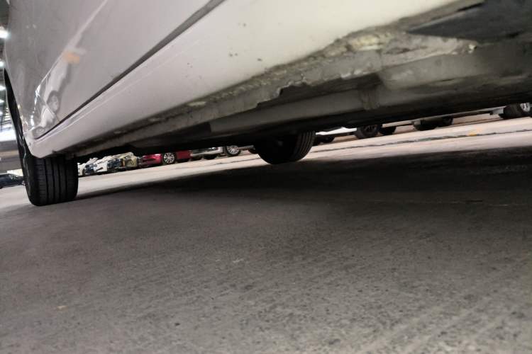 Used Buick Verano 2023 Pro GS Hunter Wind Edition Right Side Sill