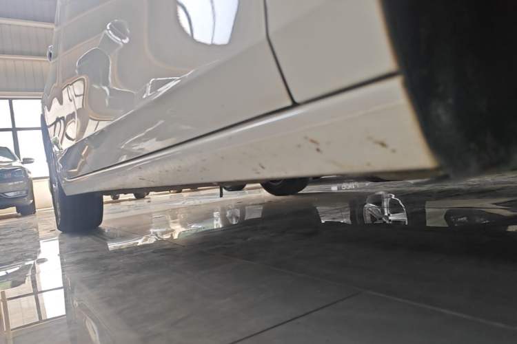 Used Buick Verano 2023 Pro Enjoyment Edition Right Side Sill