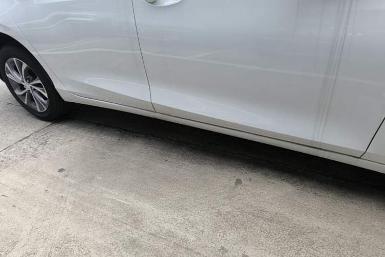 Used Buick Verano 2023 Pro Enjoyment Edition Right Side Sill