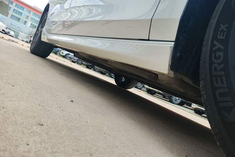Used Buick Verano 2023 Pro GS Swift Edition Right Side Sill