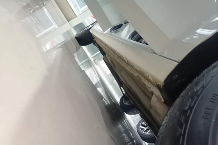 Used Buick Verano 2023 Pro Enjoyment Edition Right Side Sill