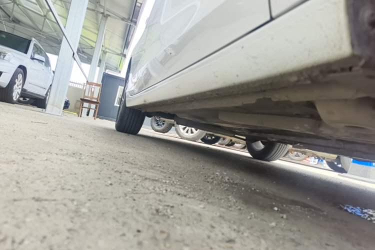 Used Buick Verano 2023 Pro Enjoyment Edition Right Side Sill