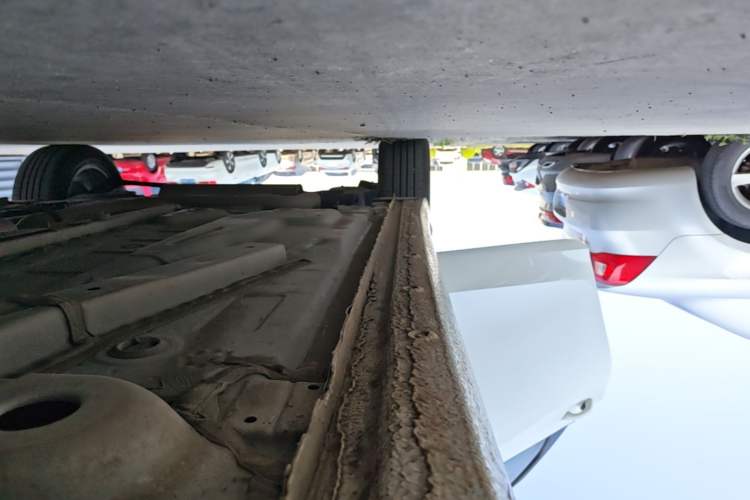 Used Buick Verano 2023 Pro Enjoyment Edition Right Side Sill