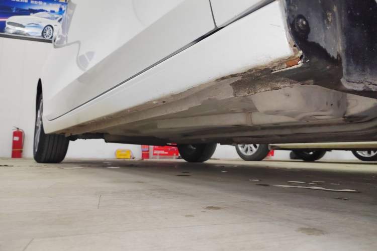 Used Buick Verano 2023 Pro Enjoyment Edition Right Side Sill