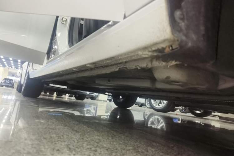 Used Buick Verano 2023 Pro Enjoyment Edition Right Side Sill