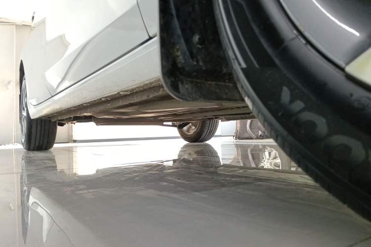 Used Buick Verano 2023 Pro Enjoyment Edition Right Side Sill