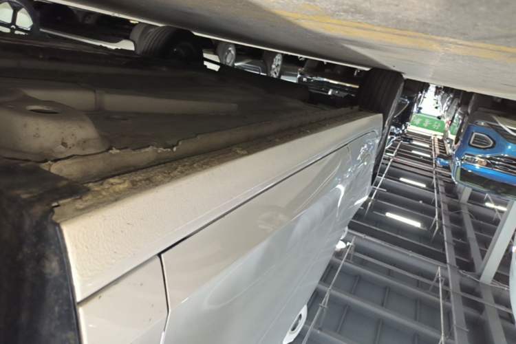 Used Buick Verano 2023 Pro Enjoyment Edition Right Side Sill