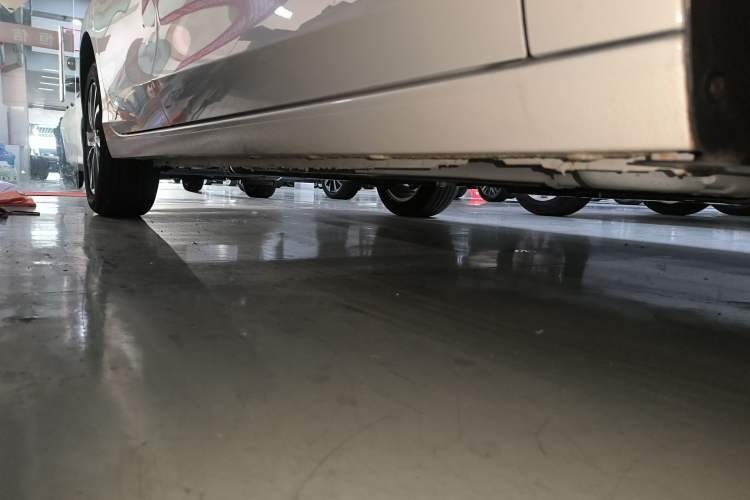 Used Buick Verano 2023 Pro Enjoyment Edition Right Side Sill
