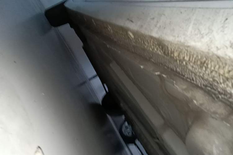 Used Buick Verano 2023 Pro GS Hunter Wind Edition Right Side Sill