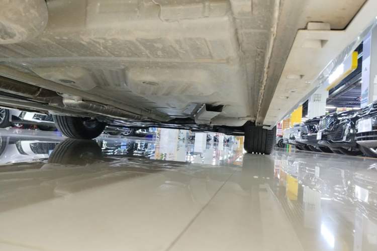 Used Buick Verano 2023 Pro GS Swift Edition Right Side Sill