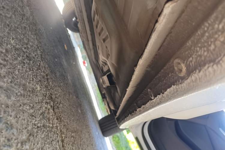Used Buick Verano 2023 Pro GS Hunter Wind Edition Right Side Sill