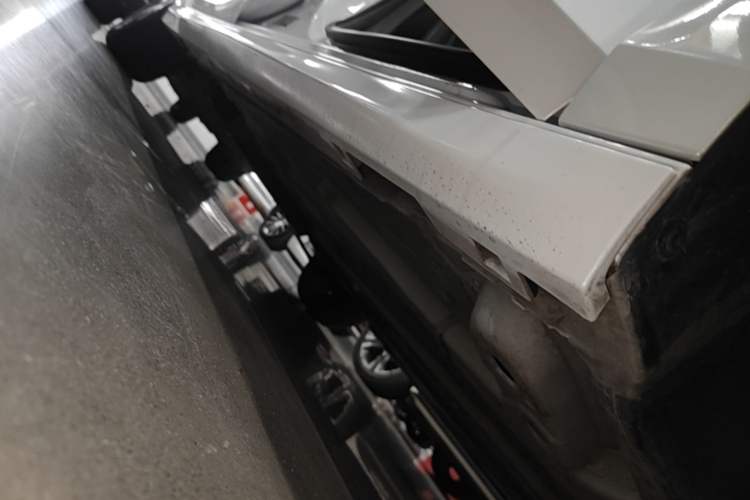 Used Buick Verano 2023 Pro GS Swift Edition Right Side Sill