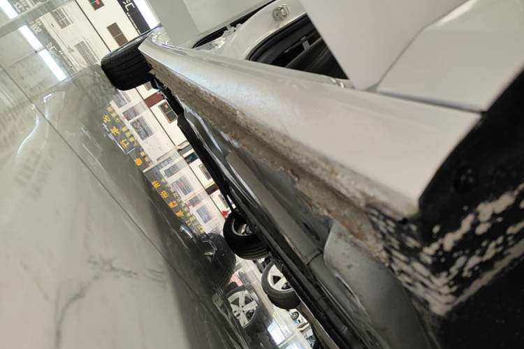 Used Buick Verano 2023 Pro Enjoyment Edition Right Side Sill