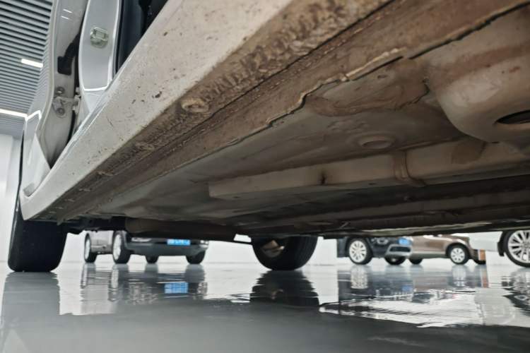 Used Buick Verano 2023 Pro Enjoyment Edition Right Side Sill