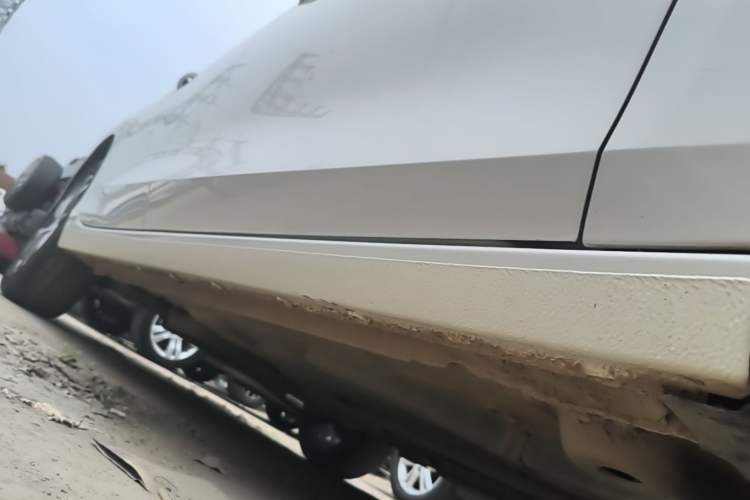 Used Buick Verano 2023 Pro Enjoyment Edition Right Side Sill
