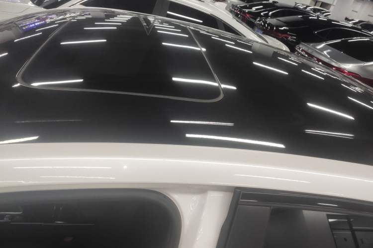 Used Buick Verano 2023 Pro GS Hunter Wind Edition Roof