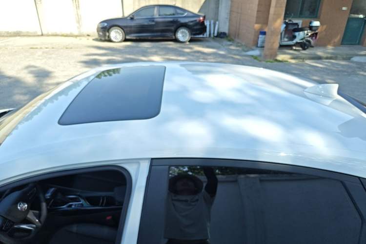 Used Buick Verano 2023 Pro Enjoyment Edition Roof