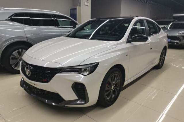 Buick Verano 2023 Pro GS Swift Edition usado