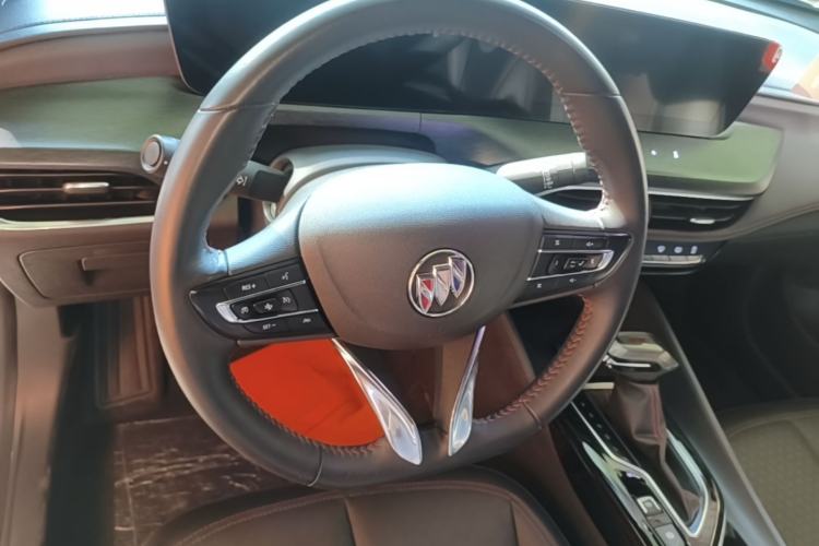 Used Buick Verano 2023 Pro GS Hunter Wind Edition Steering Wheel