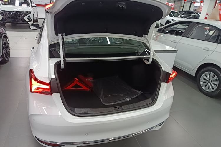 Used Buick Verano 2023 Pro Enjoyment Edition Trunk