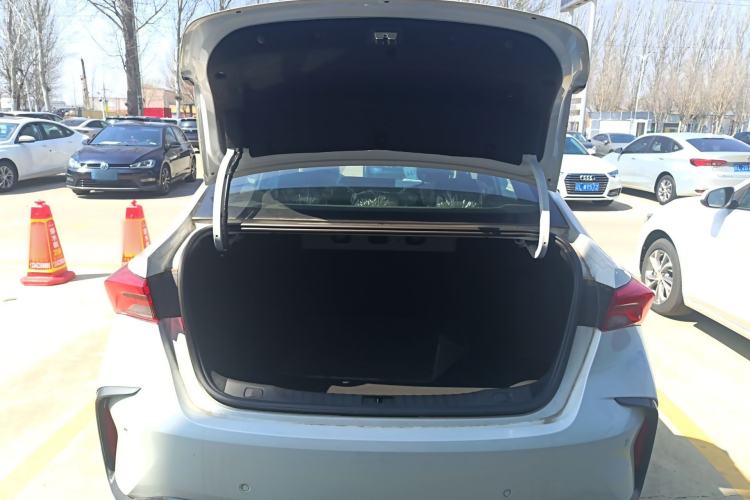 Used Buick Verano 2023 Pro GS Hunter Wind Edition Trunk
