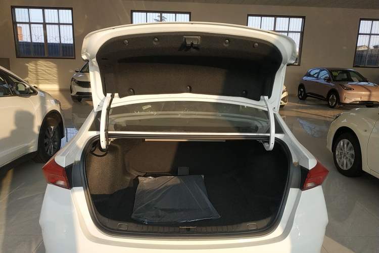 Used Buick Verano 2023 Pro Enjoyment Edition Trunk