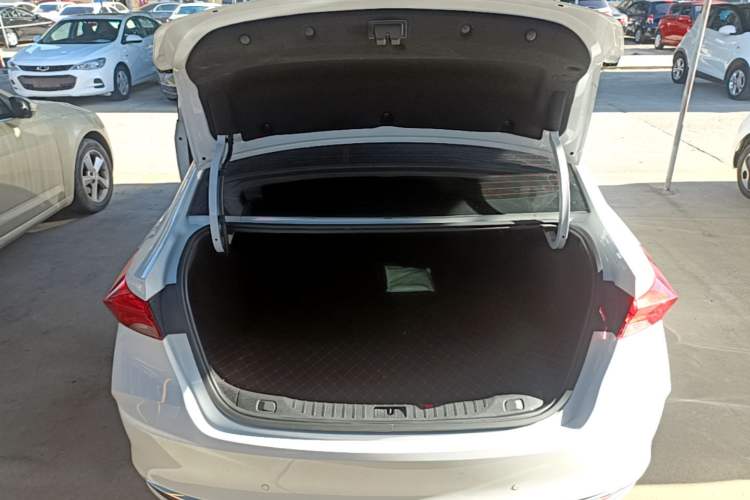 Used Buick Verano 2023 Pro Enjoyment Edition Trunk