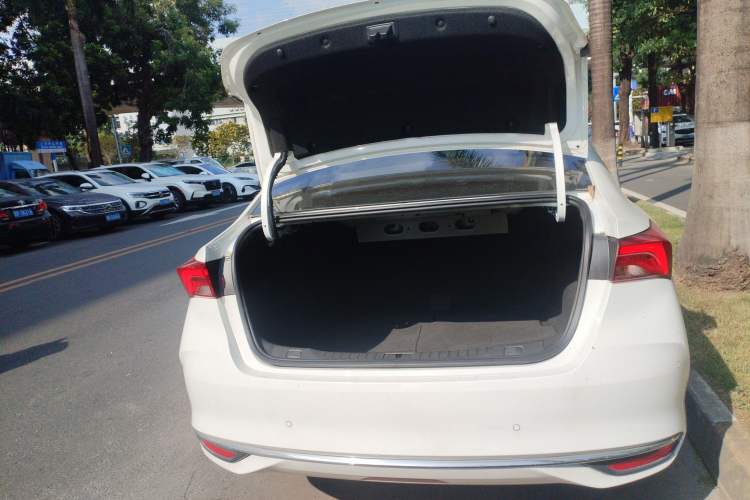 Used Buick Verano 2023 Pro Le Yi Edition Trunk