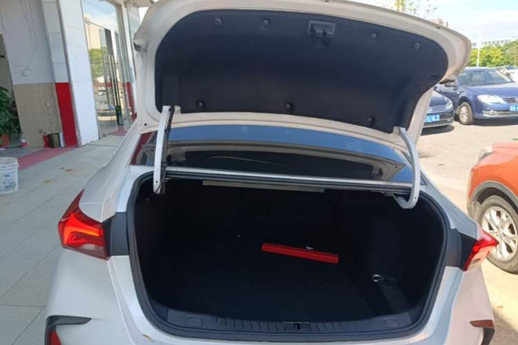 Used Buick Verano 2023 Pro GS Hunter Wind Edition Trunk