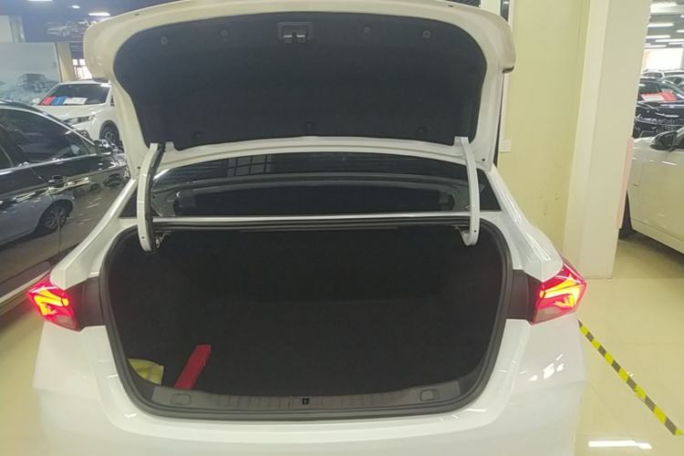 Used Buick Verano 2023 Pro Le Yi Edition Trunk