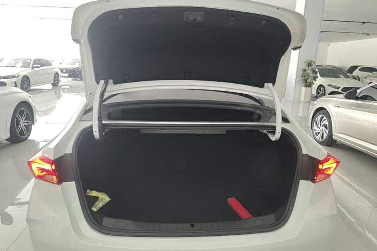 Used Buick Verano 2023 Pro Enjoyment Edition Trunk