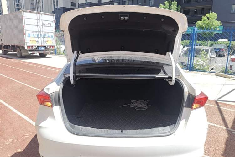 Used Buick Verano 2023 Pro Le Yi Edition Trunk