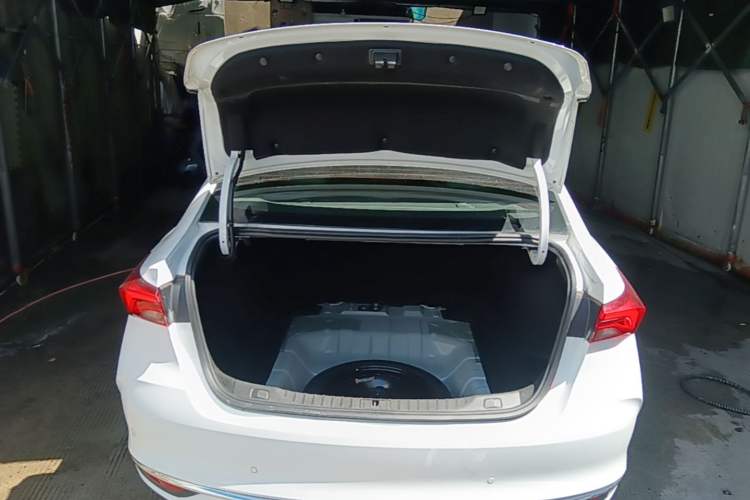 Used Buick Verano 2023 Pro Enjoyment Edition Trunk
