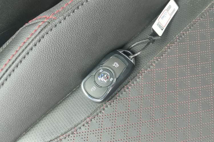 Used Buick Verano 2023 Pro GS Hunter Wind Edition Vehicle Key