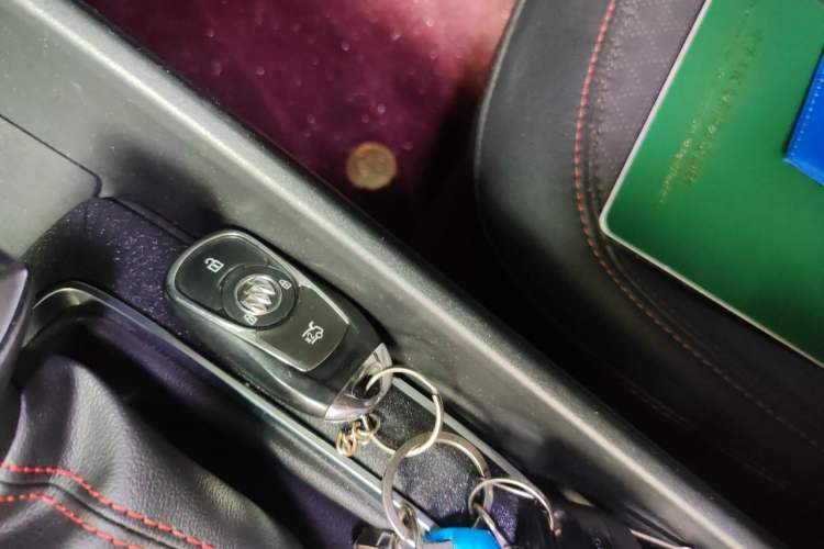 Used Buick Verano 2023 Pro GS Hunter Wind Edition Vehicle Key