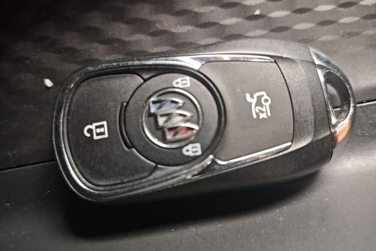 Used Buick Verano 2023 Pro GS Swift Edition Vehicle Key