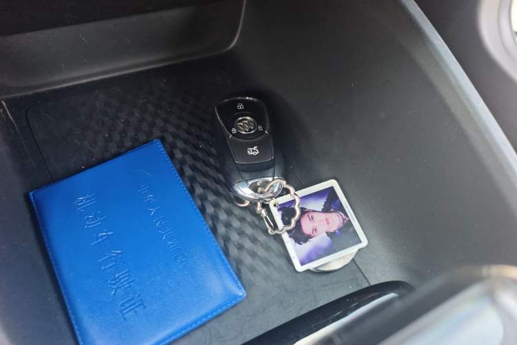 Used Buick Verano 2023 Pro GS Hunter Wind Edition Vehicle Key