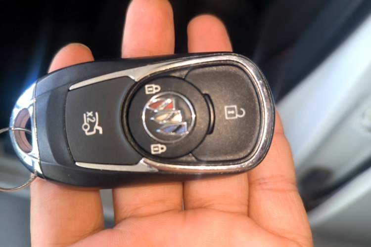 Used Buick Verano 2023 Pro GS Swift Edition Vehicle Key