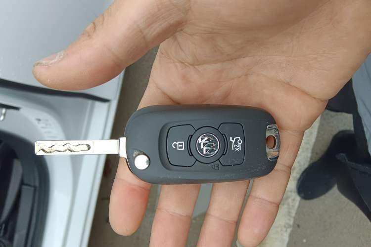 Used Buick Verano 2023 Pro Enjoyment Edition Vehicle Key
