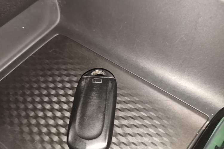 Used Buick Verano 2023 Pro GS Hunter Wind Edition Vehicle Key