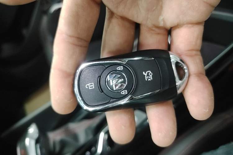 Used Buick Verano 2023 Pro GS Swift Edition Vehicle Key
