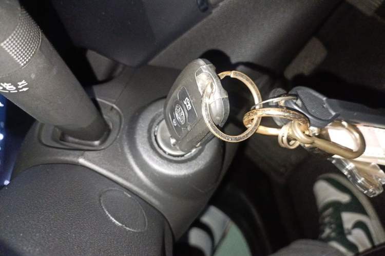 Used Buick Verano 2023 Pro Enjoyment Edition Vehicle Key