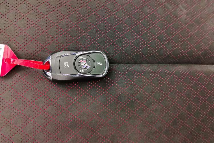 Used Buick Verano 2023 Pro GS Swift Edition Vehicle Key